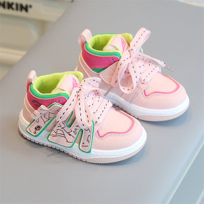 【7日内出荷】子ども 歩きやすい 子供靴 キッズ スニーカー 幼児 シューズ スポーツシューズ 子供 黒 ブラウン ピンク きれいめ 運動靴 キッズ シューズ 女の子 男の子 小学生 外出 滑り止め 屈曲性 柔らかい 疲れない アウトドア 滑りにくい 14-19.5cm