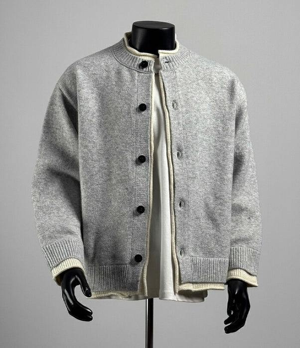 ニットジャケット メンズ 秋冬 カーディガン 厚手 スタンドカラー ニットブルゾン アウター トップス レイヤード風 重ね着風 ボタンフロント 長袖 ゆったり ビッグシルエット カジュアル シンプル 無地 おしゃれ かっこいい 男性 グレー 黒