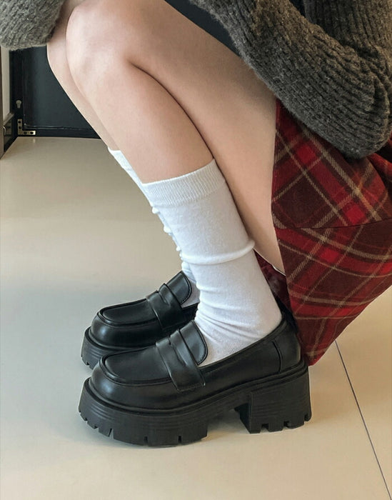 【7日内出荷】【7cmヒール】厚底ローファー レディース 7cmヒール コインローファー チャンキーソール ボリュームソール プラットフォーム 革靴 歩きやすい 疲れにくい 美脚 シューズ 脚長 韓国 ギャル プレッピー 学生 通学 制服コーデ ライブ 黒 白 オールシーズン