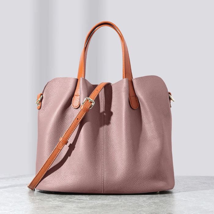 【7日内出荷】【2WAY】本革 トートバッグ ショルダーバッグ レディース 大容量 肩掛け 斜め掛け 手提げ レザー 大きめ 通勤 仕事バッグ 鞄 牛革 柔らか 大人 ビジネス オフィス 上品  鋲付き 高見え 高級感 お出かけ デート かわいい 母の日 クリスマス プレゼント