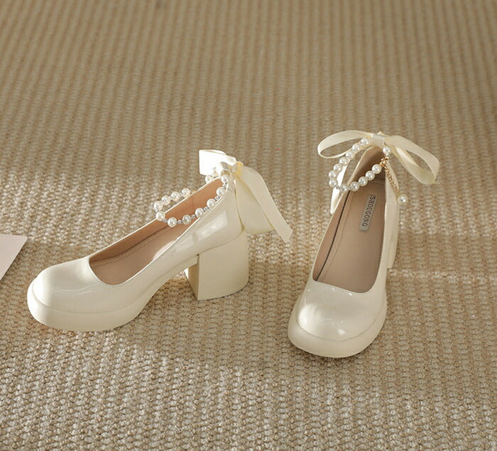 【7日内出荷】【7cmヒール】パンプス パール レディース 太ヒール リボン ウェディング メリージェーン ストラップ 痛くない 歩きやすい 疲れない エナメル 厚底 パーティー お呼ばれ 二次会 入学式 卒業式 おしゃれ  安定感 美脚 白 黒 23.0-25.0cm