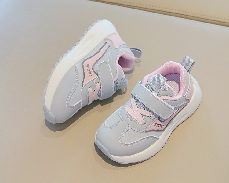 【7日内出荷】子ども 歩きやすい 子供靴 キッズ スニーカー 幼児 シューズ きれいめ 運動靴 グレー カーキ 黒 スポーツシューズ 子供 キッズ シューズ 女の子 男の子 小学生 外出 滑り止め 屈曲性 柔らかい 疲れない アウトドア 滑りにくい 子供 スニーカー 14 15 16 17 18 19cm