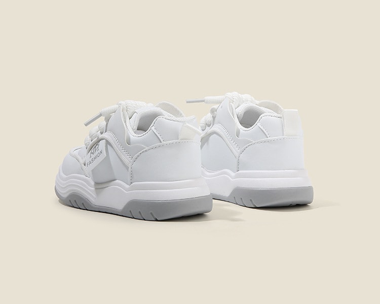 【7日内出荷】きれいめ 運動靴 白 黒 子ども 歩きやすい 子供靴 キッズ スニーカー 幼児 シューズ スポーツシューズ 子供 キッズ シューズ 女の子 男の子 小学生 外出 滑り止め 屈曲性 柔らかい 疲れない アウトドア 滑りにくい 子供 スニーカー