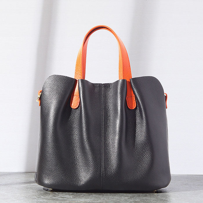 【7日内出荷】【2WAY】本革 トートバッグ ショルダーバッグ レディース 大容量 肩掛け 斜め掛け 手提げ レザー 大きめ 通勤 仕事バッグ 鞄 牛革 柔らか 大人 ビジネス オフィス 上品  鋲付き 高見え 高級感 お出かけ デート かわいい 母の日 クリスマス プレゼント