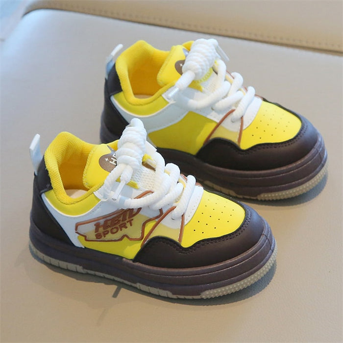 【7日内出荷】子供 スニーカー 14cm シューズ 子ども 秋 きれいめ 運動靴 歩きやすい 黄 青 黒 キッズ スニーカー 幼児 スポーツシューズ 子供 キッズ シューズ 女の子 男の子 小学生 外出 滑り止め 屈曲性 柔らかい 疲れない アウトドア 滑りにくい 子供靴 15 16 17 18 19cm