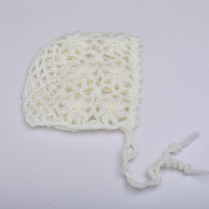 【7日内出荷】ニット ボンネット ベビー 帽子 ナチュラル ベビー服 女の子 透かし編み スカラップ ボンネット 冬 花 ひも  無地  防寒 お出掛け  おしゃれ 韓国子供服   あご紐 祝い 出産祝い プレゼント 記念撮影 写真  お宮参り セレモニー フード