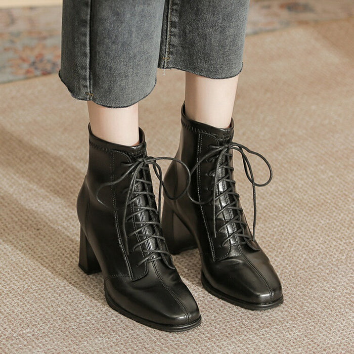 【7日内出荷】【7cmヒール】 ハイカット ショートブーツ レディース レースアップ ブーツ 編み上げ 太ヒール ファスナー付き 靴 女生 美脚 PU 無地 痛くない 履きやすい 歩きやすい 軽量 シンプル カジュアル 通勤 通学 おしゃれ 靴 袴 秋 きれいめ 女性 大人 寒さ対策 冬用 旅行 冬 発表会