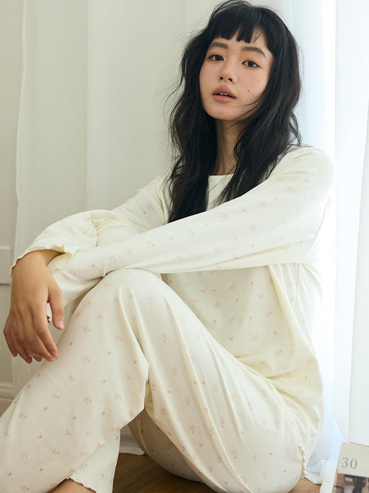 【7日内出荷】【2点セット 】ルームウェア レディース 長袖 可愛い パジャマ ゆったり セットアップ 寝巻き 部屋着 秋 冬 春 夏 シンプル 女性 中学生 高校生 韓国 カジュアル クルーネック トップス 長ズボン ナイトウェア 大きいサイズ おしゃれ 大人 入院 旅行 修学旅行 新生活 プレゼント ギフト M L