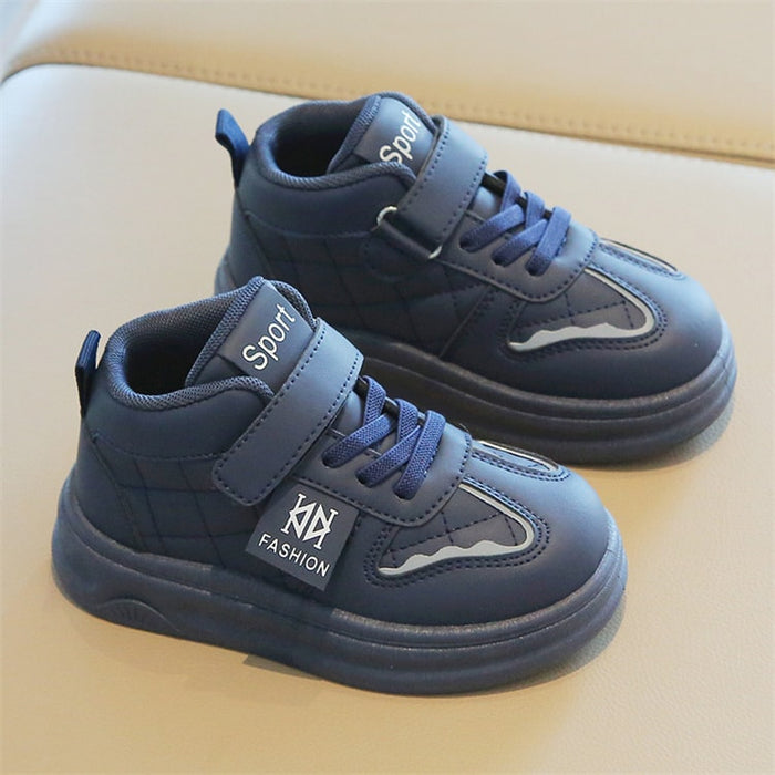 【7日内出荷】スポーツシューズ 子供 きれいめ 運動靴 カーキ 紺色 黒 子供靴 キッズ スニーカー 幼児 シューズ 子ども 歩きやすい キッズ シューズ 女の子 男の子 小学生 外出 滑り止め 屈曲性 柔らかい 疲れない アウトドア 滑りにくい 子供 スニーカー 14 15 16 17 18 19cm