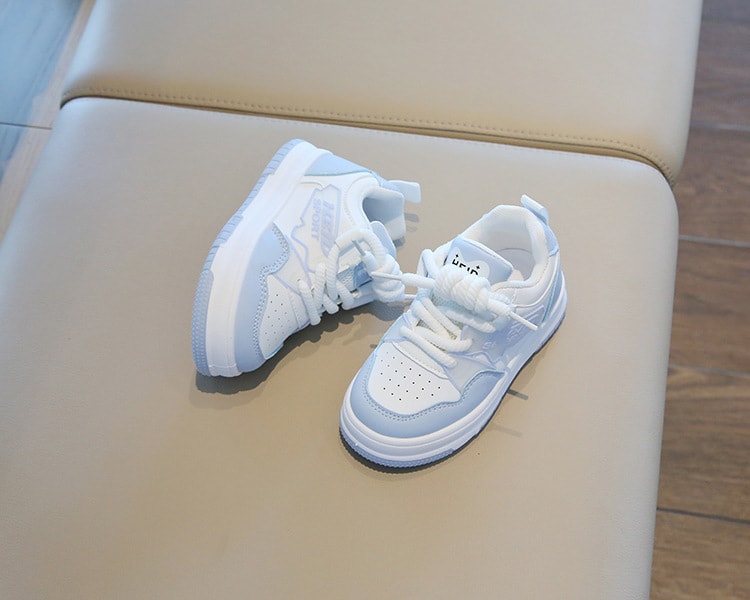 【7日内出荷】子供 スニーカー 14cm シューズ 子ども 秋 きれいめ 運動靴 歩きやすい 黄 青 黒 キッズ スニーカー 幼児 スポーツシューズ 子供 キッズ シューズ 女の子 男の子 小学生 外出 滑り止め 屈曲性 柔らかい 疲れない アウトドア 滑りにくい 子供靴 15 16 17 18 19cm