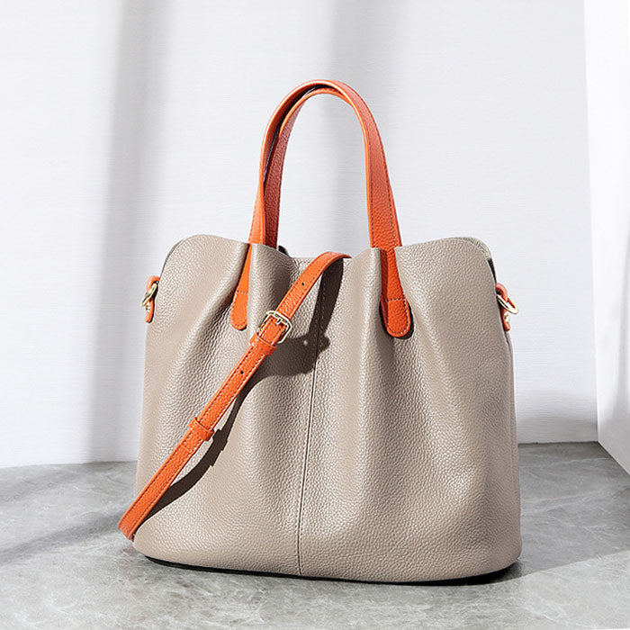 【7日内出荷】【2WAY】本革 トートバッグ ショルダーバッグ レディース 大容量 肩掛け 斜め掛け 手提げ レザー 大きめ 通勤 仕事バッグ 鞄 牛革 柔らか 大人 ビジネス オフィス 上品  鋲付き 高見え 高級感 お出かけ デート かわいい 母の日 クリスマス プレゼント