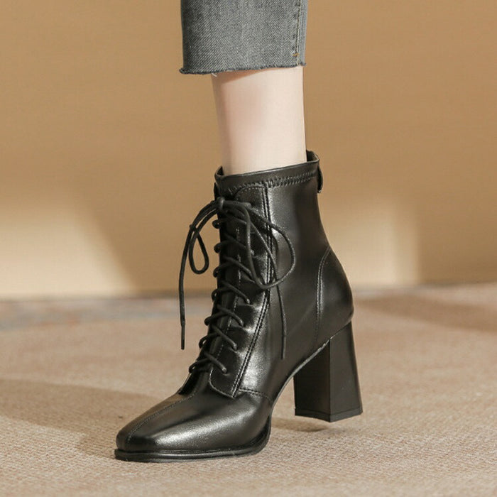 【7日内出荷】【7cmヒール】 ハイカット ショートブーツ レディース レースアップ ブーツ 編み上げ 太ヒール ファスナー付き 靴 女生 美脚 PU 無地 痛くない 履きやすい 歩きやすい 軽量 シンプル カジュアル 通勤 通学 おしゃれ 靴 袴 秋 きれいめ 女性 大人 寒さ対策 冬用 旅行 冬 発表会