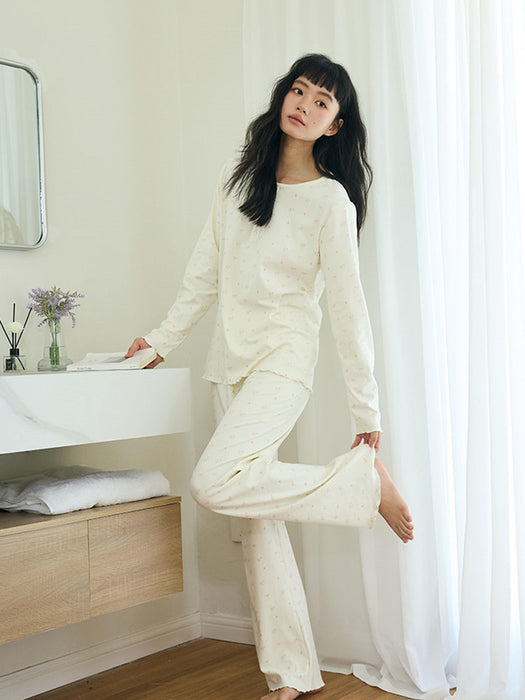 【7日内出荷】【2点セット 】ルームウェア レディース 長袖 可愛い パジャマ ゆったり セットアップ 寝巻き 部屋着 秋 冬 春 夏 シンプル 女性 中学生 高校生 韓国 カジュアル クルーネック トップス 長ズボン ナイトウェア 大きいサイズ おしゃれ 大人 入院 旅行 修学旅行 新生活 プレゼント ギフト M L