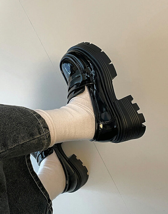 【7日内出荷】【7cmヒール】厚底ローファー レディース 7cmヒール コインローファー チャンキーソール ボリュームソール プラットフォーム 革靴 歩きやすい 疲れにくい 美脚 シューズ 脚長 韓国 ギャル プレッピー 学生 通学 制服コーデ ライブ 黒 白 オールシーズン