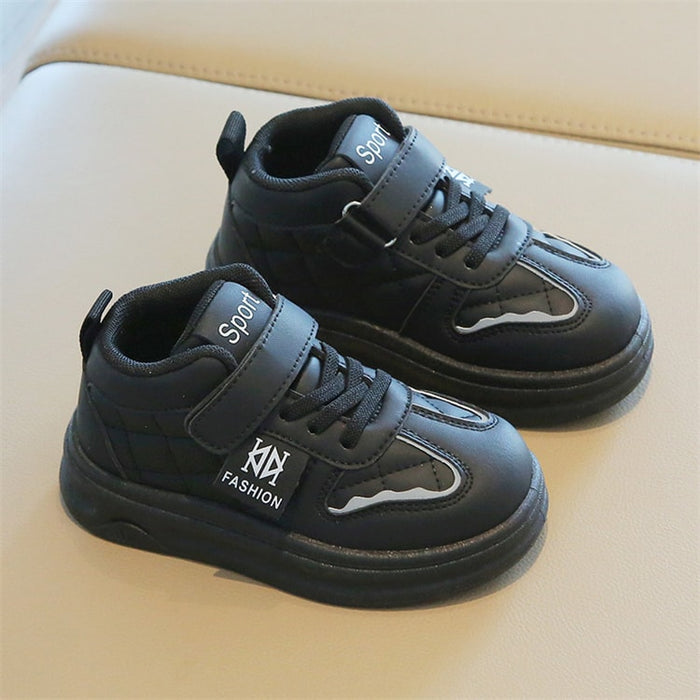 【7日内出荷】スポーツシューズ 子供 きれいめ 運動靴 カーキ 紺色 黒 子供靴 キッズ スニーカー 幼児 シューズ 子ども 歩きやすい キッズ シューズ 女の子 男の子 小学生 外出 滑り止め 屈曲性 柔らかい 疲れない アウトドア 滑りにくい 子供 スニーカー 14 15 16 17 18 19cm