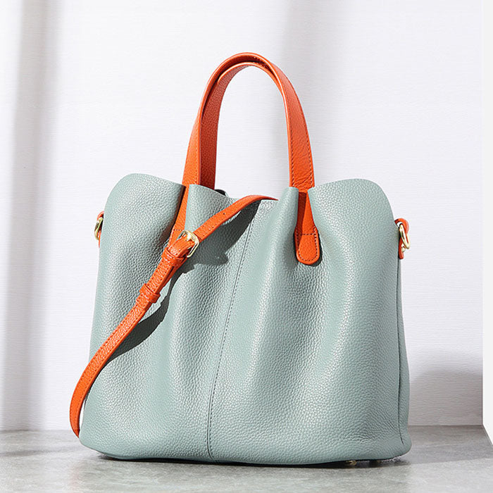 【7日内出荷】【2WAY】本革 トートバッグ ショルダーバッグ レディース 大容量 肩掛け 斜め掛け 手提げ レザー 大きめ 通勤 仕事バッグ 鞄 牛革 柔らか 大人 ビジネス オフィス 上品  鋲付き 高見え 高級感 お出かけ デート かわいい 母の日 クリスマス プレゼント