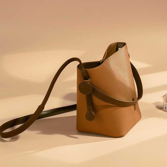 【7日内出荷】【3WAY 】ショルダーバッグ バケツ型 大容量 変型レディース 内袋 インナーバッグ付き ハンドバッグ  PUレザー 斜めがけ 手提げ 肩掛け 通勤 軽量 ママバッグ お出かけ デート かわいい通学 母の日 クリスマス プレゼント ギフト