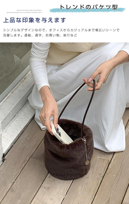 ファーバッグ トートバッグ もこもこ ふわふわ レディース バケツ型 秋冬 ミニトートバッグ 手提げ 肩掛け 通勤 お仕事バッグ 鞄 ハンドバッグ ママバッグ 柔らか 大人 高見え マグネット かわいい 母の日 チャーム付き 軽量 カジュアル