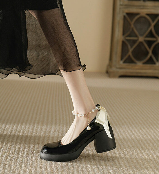 【7日内出荷】【7cmヒール】パンプス パール レディース 太ヒール リボン ウェディング メリージェーン ストラップ 痛くない 歩きやすい 疲れない エナメル 厚底 パーティー お呼ばれ 二次会 入学式 卒業式 おしゃれ  安定感 美脚 白 黒 23.0-25.0cm