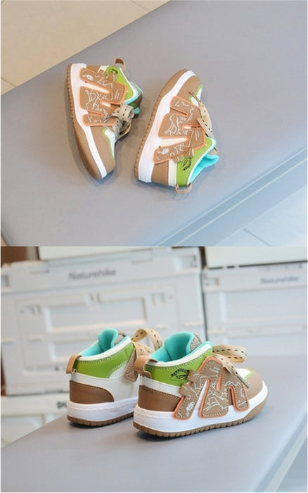 【7日内出荷】子ども 歩きやすい 子供靴 キッズ スニーカー 幼児 シューズ スポーツシューズ 子供 黒 ブラウン ピンク きれいめ 運動靴 キッズ シューズ 女の子 男の子 小学生 外出 滑り止め 屈曲性 柔らかい 疲れない アウトドア 滑りにくい 14-19.5cm