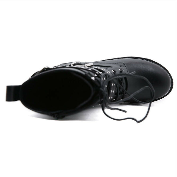 【7日内出荷】ショートブーツ パンク風 厚底 レースアップブーツ レディース ヒール8cm ブーツ スタッズ ダンスシューズ カジュアル 靴 編み上げブーツ 日常 通勤 おしゃれ 痛くない 履きやすい 柔らかい ゆったり きれいめ 人気 クール 美脚 春夏秋冬 韓国 仕事 PU 合皮 原宿系 細見え 黒