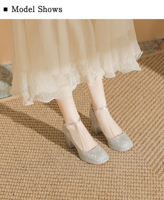 【7日内出荷】【 7cmヒール】パンプス ストラップ 7cmヒール グリッター ラメ キラキラ 厚底 スクエアトゥ 太ヒール チャンキーヒール 歩きやすい 痛くない 疲れない 美脚  結婚式 二次会 披露宴 パーティー お呼ばれ 入学式 卒業式 発表会 ドレス レディース きれいめ