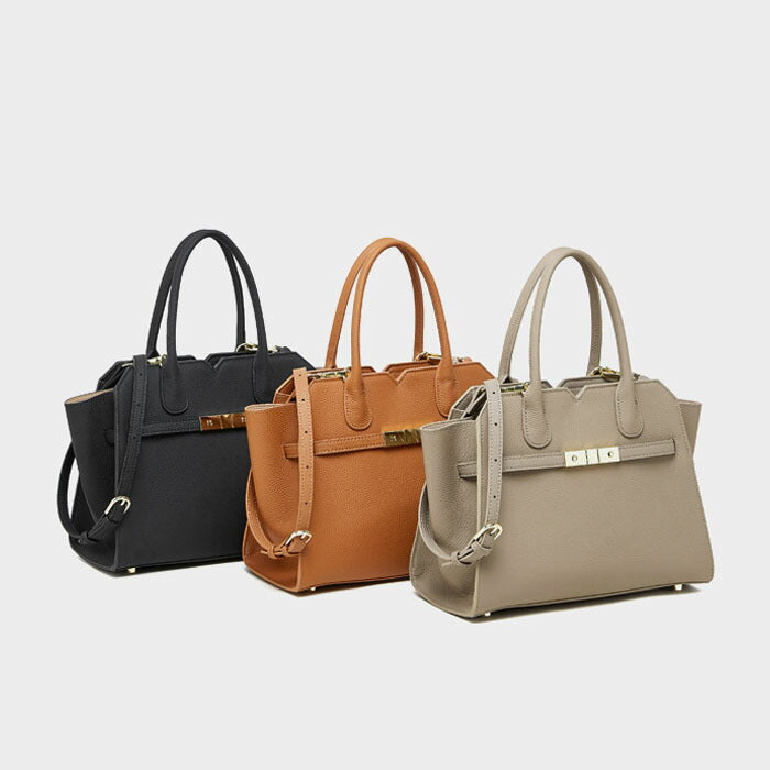 【7日内出荷】【2WAY】本革バッグ トートバッグ ショルダーバッグ レディース 大容量 肩掛け 斜め掛け 手提げ レザー 大きめ 通勤 仕事バッグ 鞄 牛革 柔らか 大人 ビジネス オフィス 上品  鋲付き 高見え 高級感 お出かけ デート かわいい 母の日 プレゼント