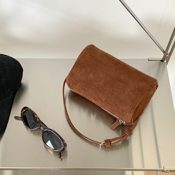 【2way】スエード調 ショルダーバッグ レディース 斜めがけ 手提げ スエードバッグ トートバッグ ボストンバッグ ハンドバッグ 肩掛けバッグ ミニ 柔らか きれいめ 大人可愛い 小さい 鞄 高級感 おしゃれ 秋 冬 通勤通学 お仕事バッグ お出かけ