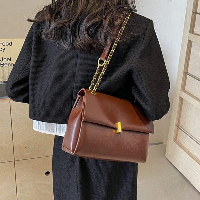 【2WAY】ショルダーバッグ チェーンバッグ レディース 斜めがけ 肩掛け 手提げ 大容量 ボストンバッグ PUバッグ コンパクト 柔らか ハンドバッグ 高校 通勤バッグ お仕事バッグ 通学カバン 女子 大人可愛い きれいめ プレゼント